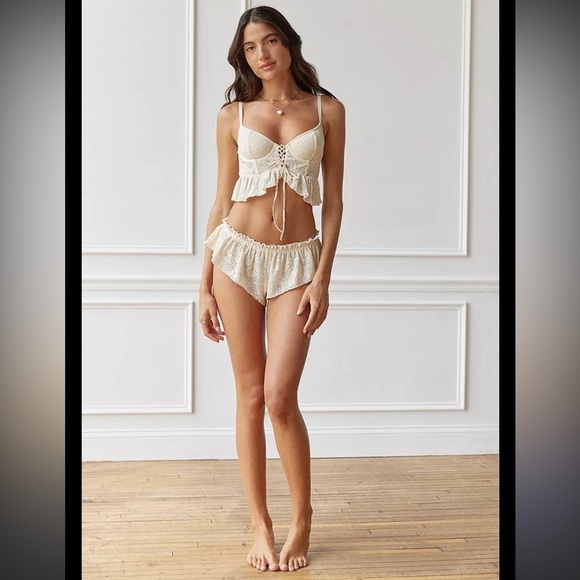 OUT FROM UNDER Amie Lace Ruffle Shortie and Bralette Set In Ivory - Picture 2 of 9